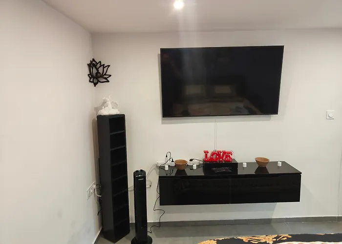Urban Nest 10 Apartman *